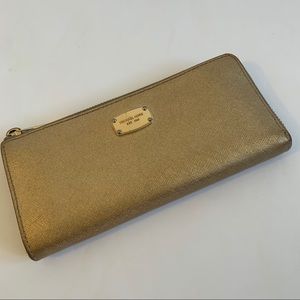 Michael Kors Gold Wallet